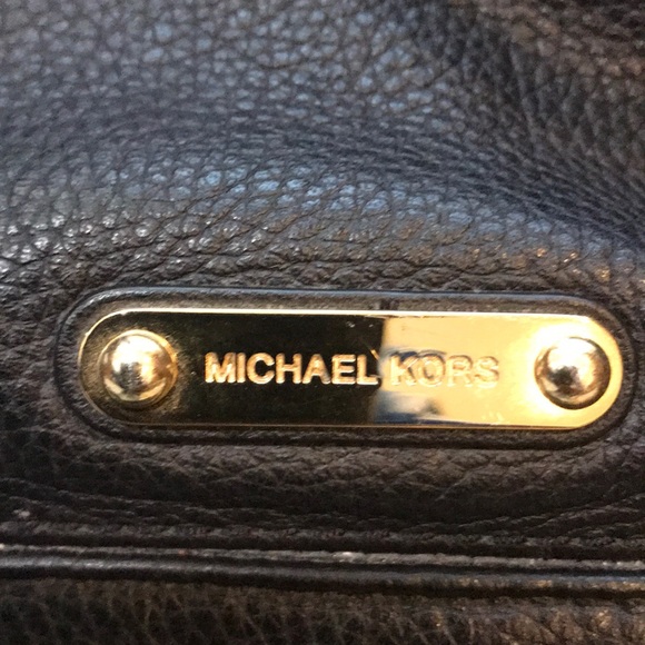 MICHAEL KORS! Gently worn purse - Picture 7 of 12